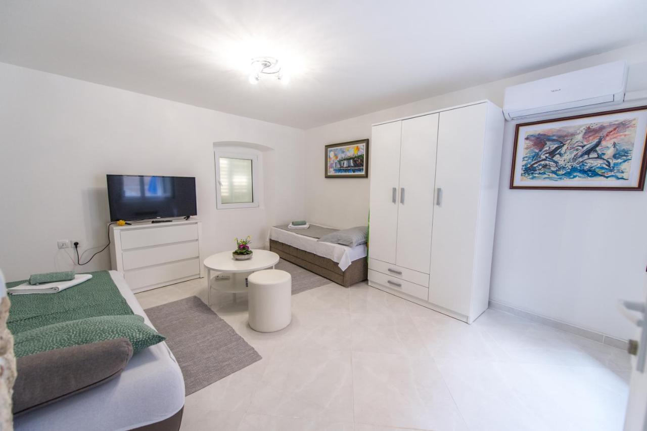 La Casa Di Pietra Apartamento Krk Exterior foto